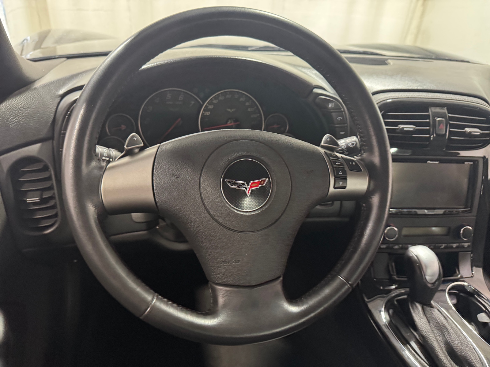 Thumbnail: 2010 Chevrolet Corvette - 3