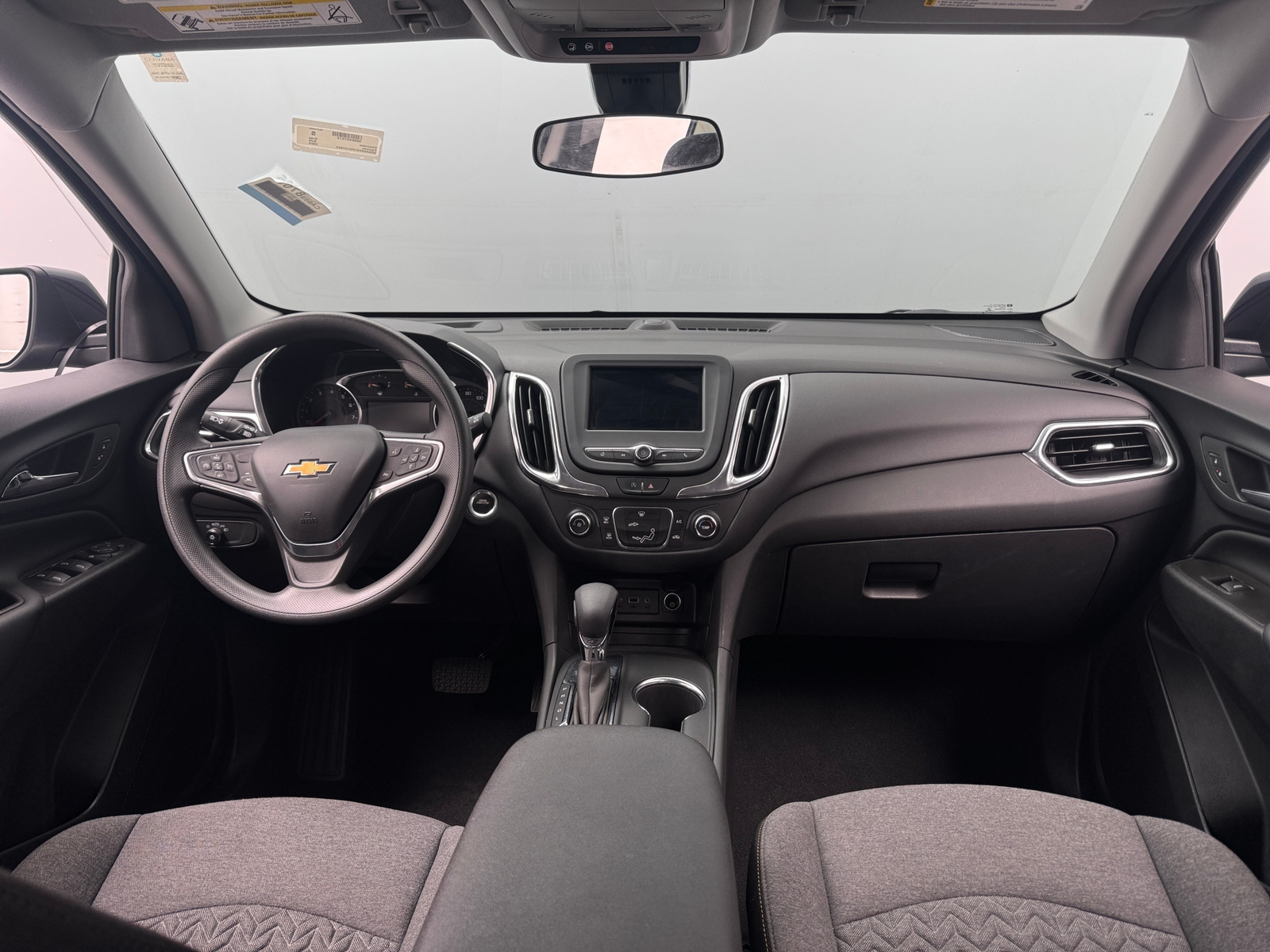 Thumbnail: 2023 Chevrolet Equinox - 3
