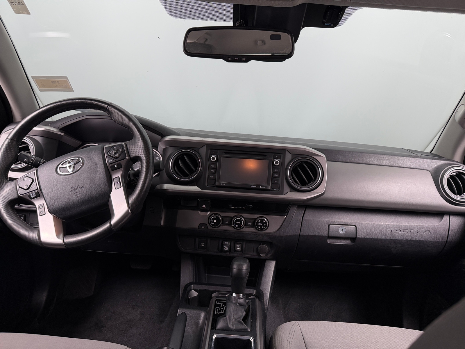 Thumbnail: 2018 Toyota Tacoma - 3