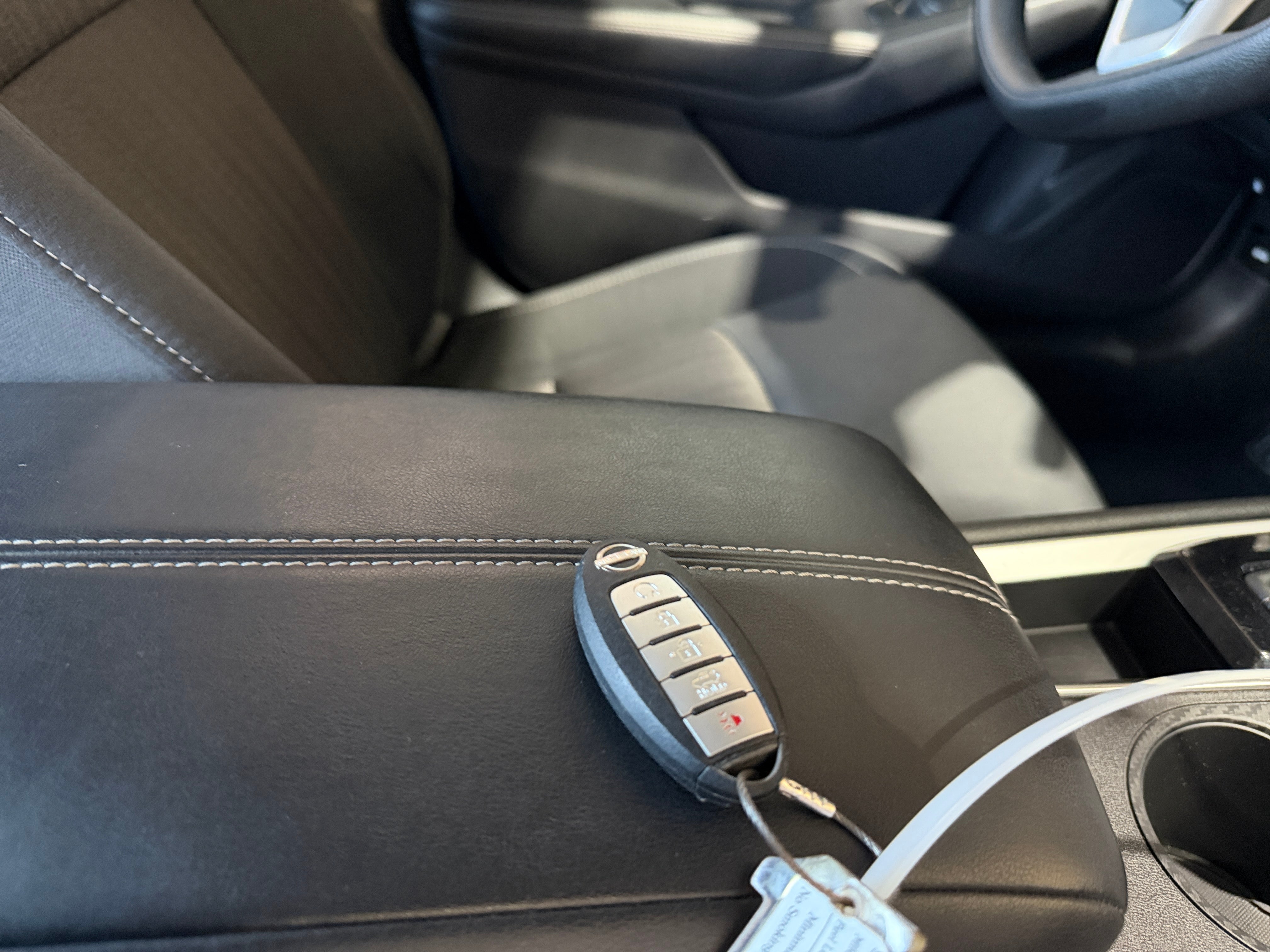2025 Nissan Altima SV - Photo 12