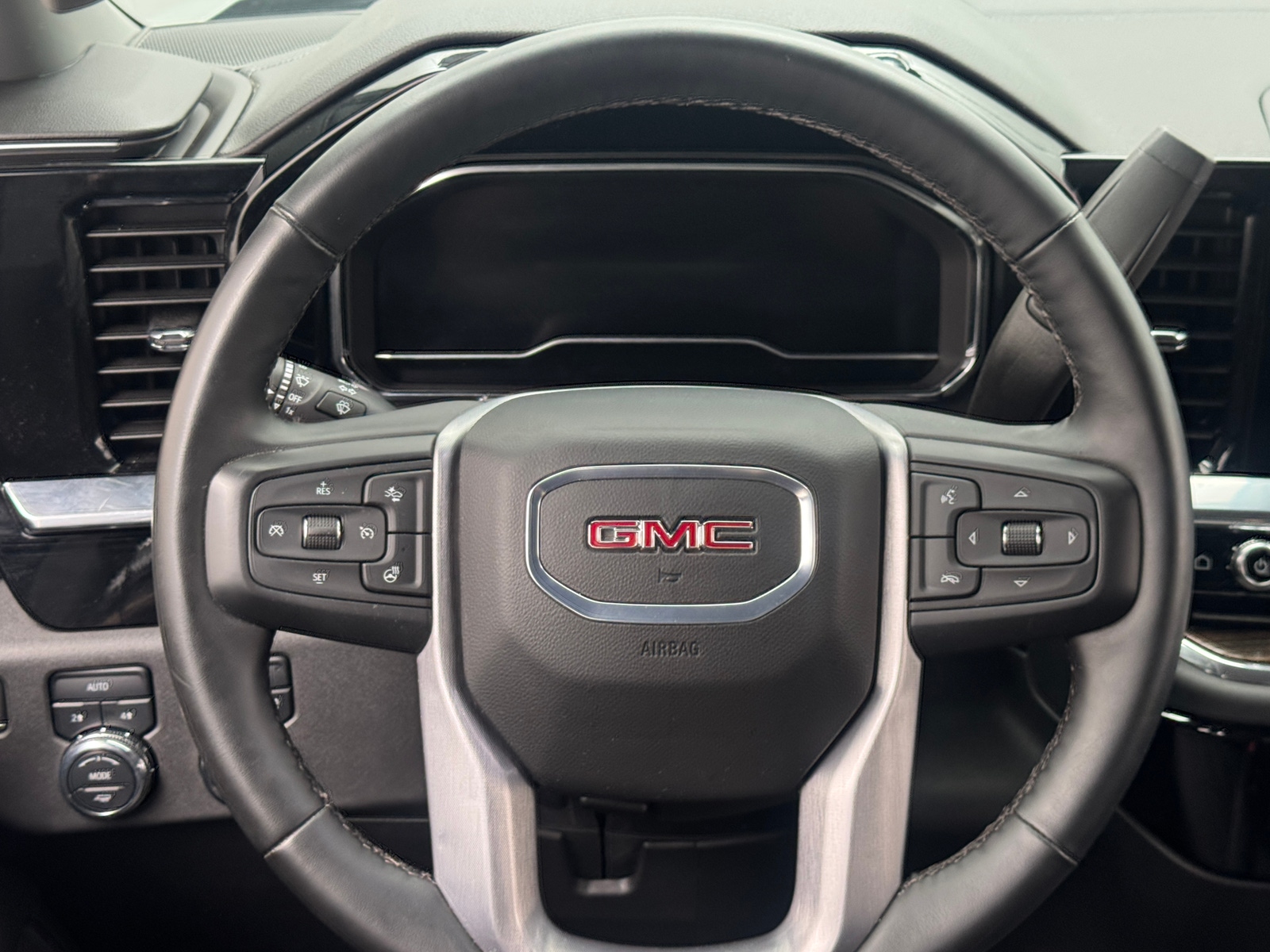Thumbnail: 2024 GMC Sierra 1500 - 5