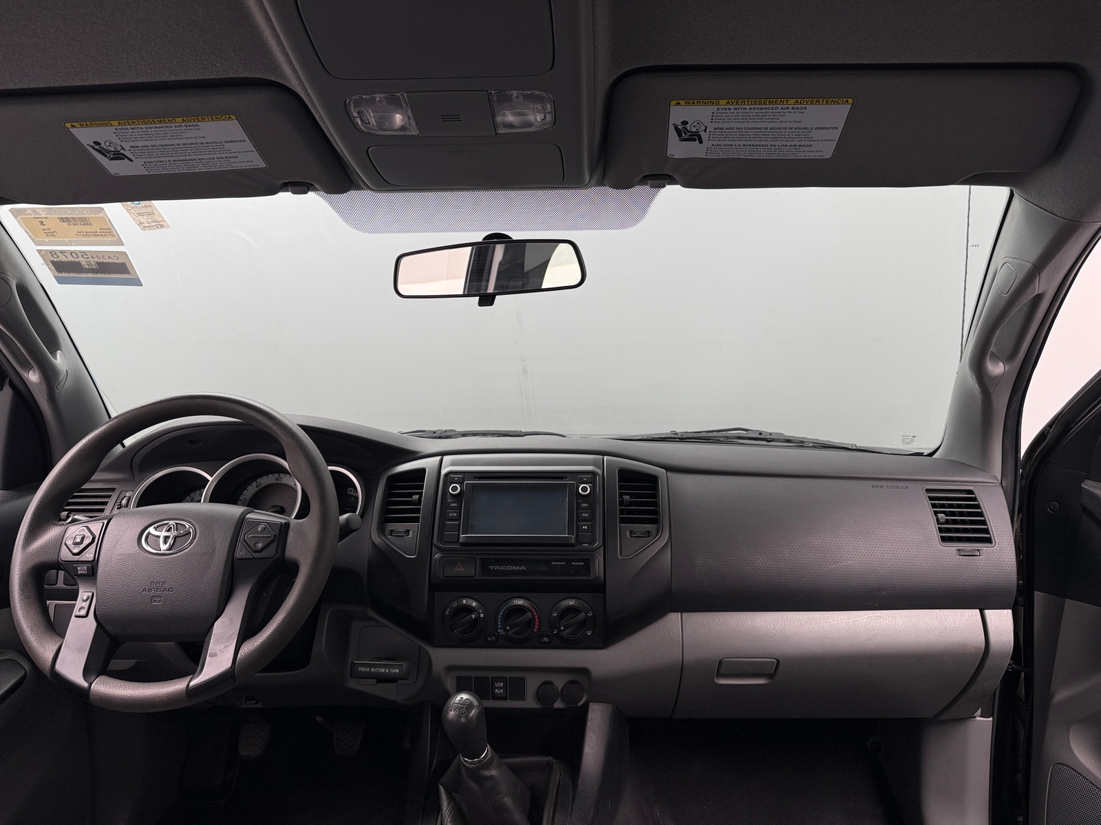 Thumbnail: 2015 Toyota Tacoma - 3