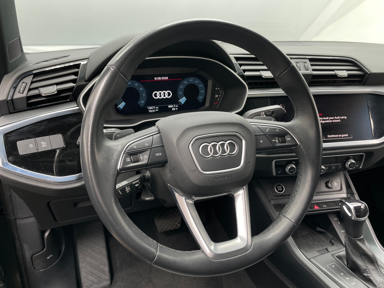 Thumbnail: 2023 Audi Q3 - 4