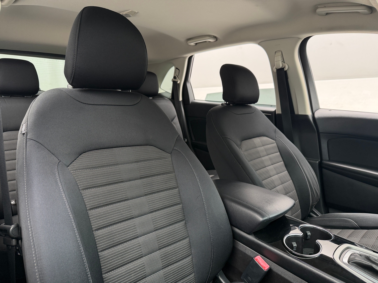 Thumbnail: 2015 Ford Edge - 2