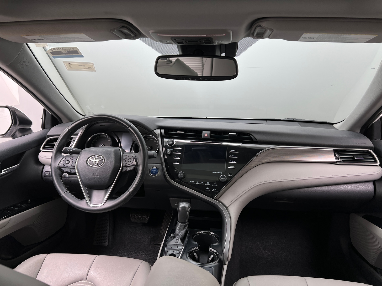 Thumbnail: 2019 Toyota Camry - 3