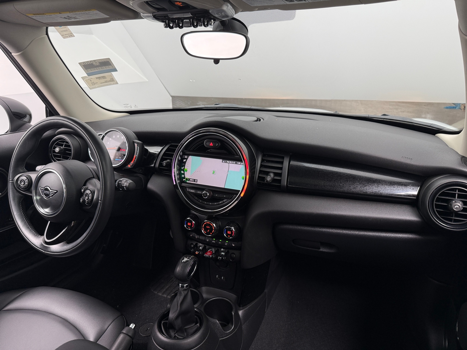 Thumbnail: 2019 MINI Cooper Hardtop - 2