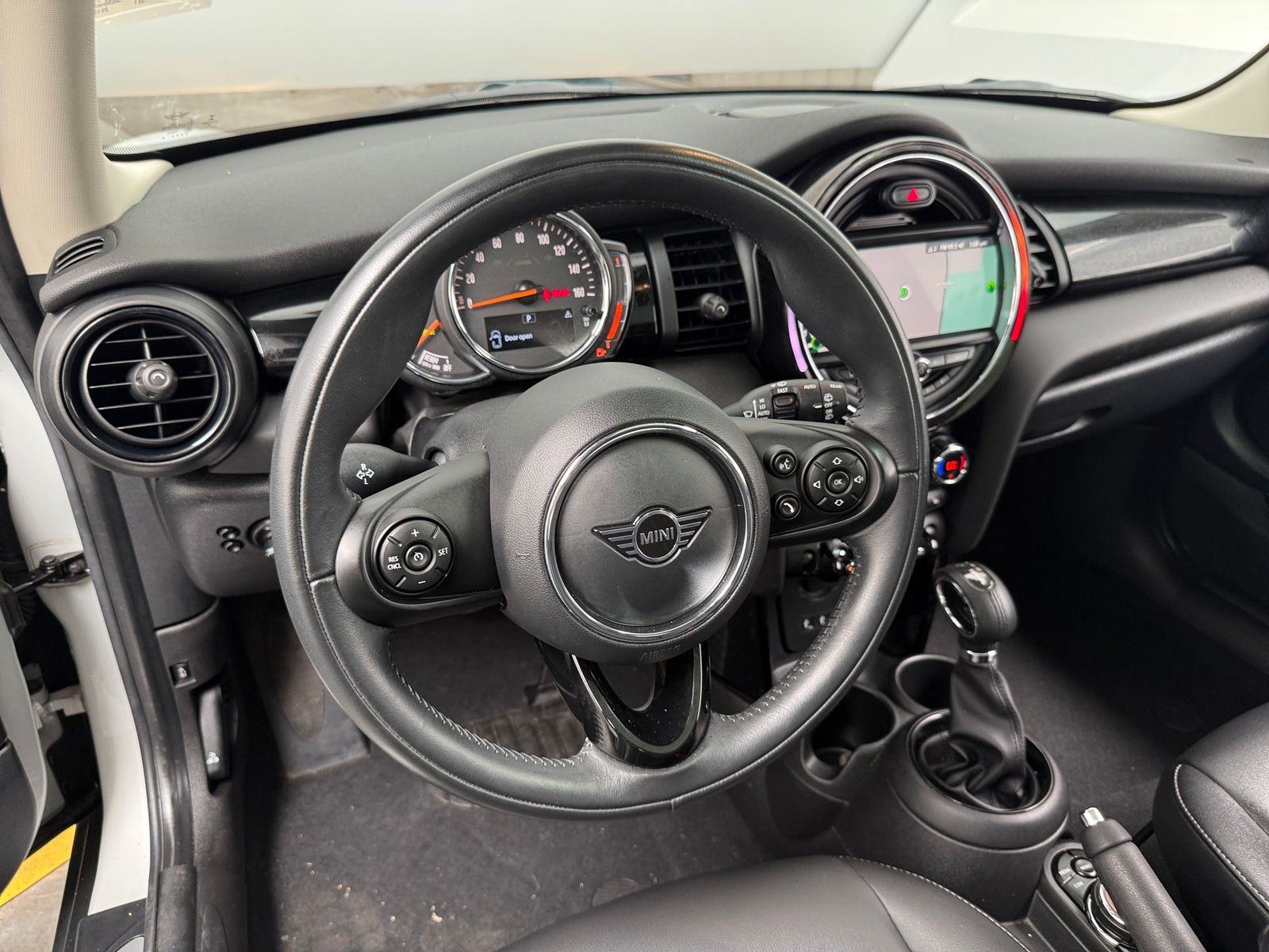 Thumbnail: 2019 MINI Cooper Hardtop - 4