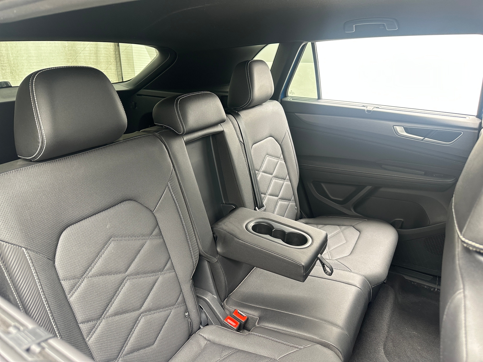 Thumbnail: 2025 Volkswagen Atlas - 6