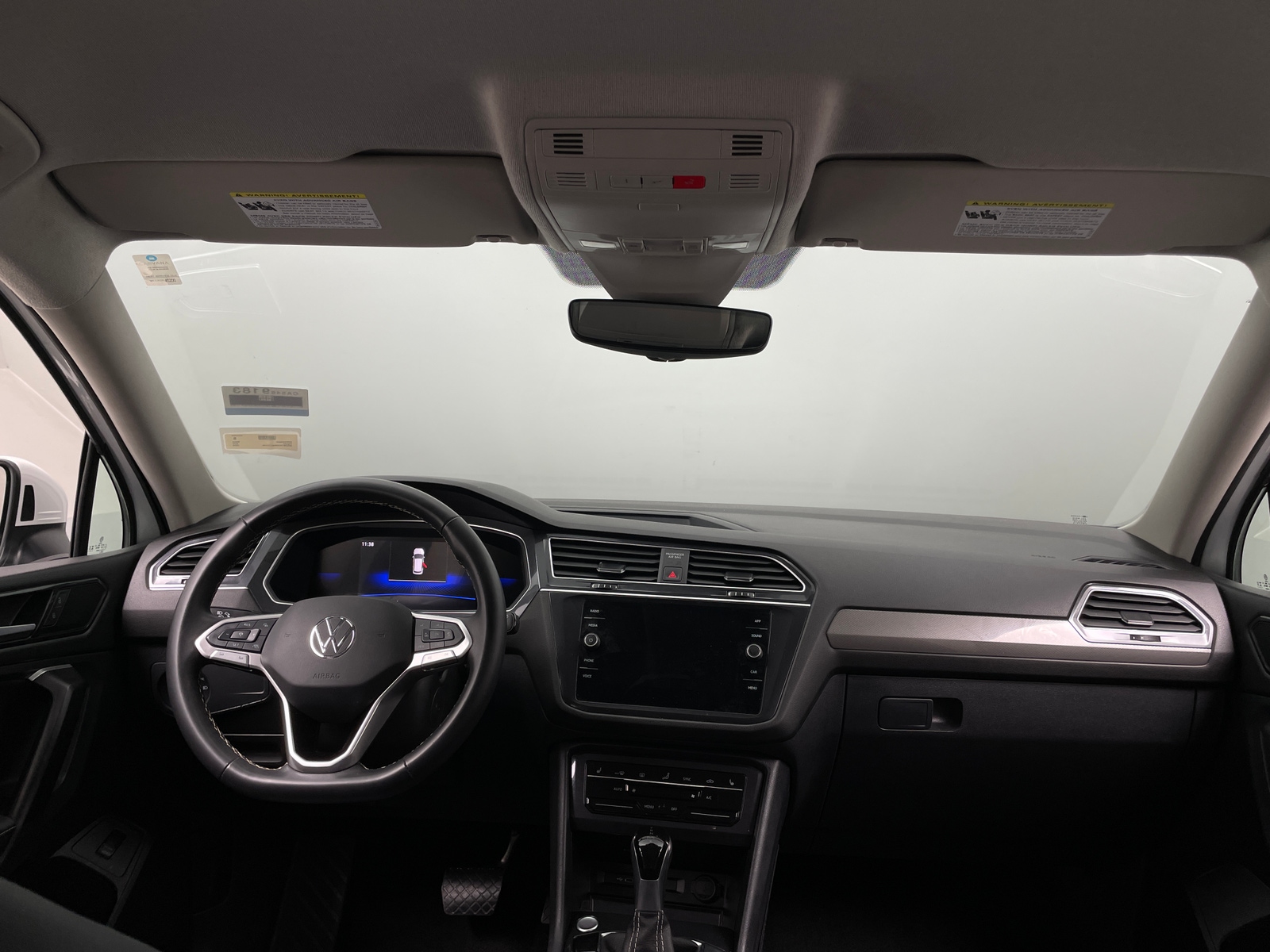 Thumbnail: 2024 Volkswagen Tiguan - 2