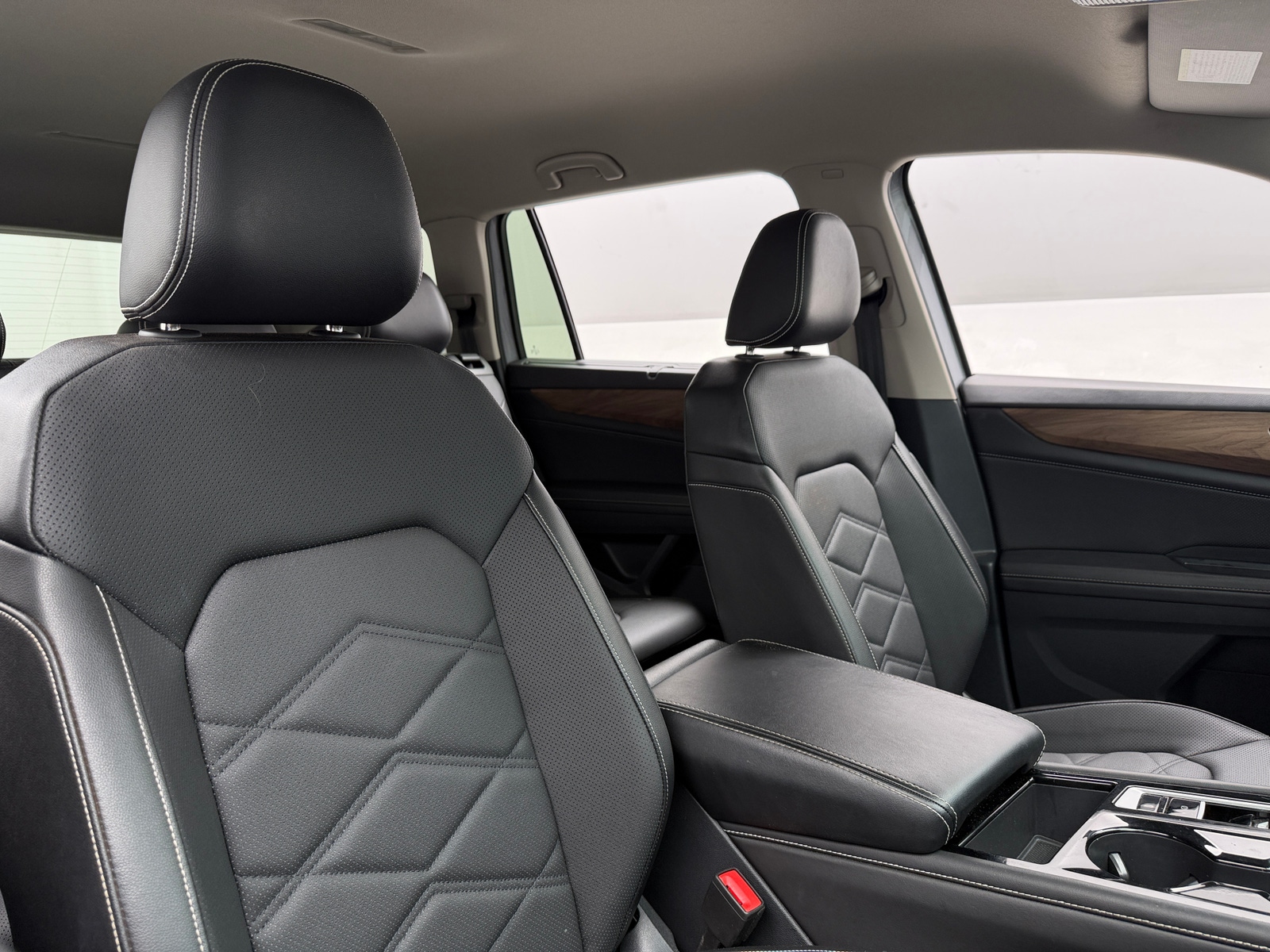 Thumbnail: 2025 Volkswagen Atlas - 2