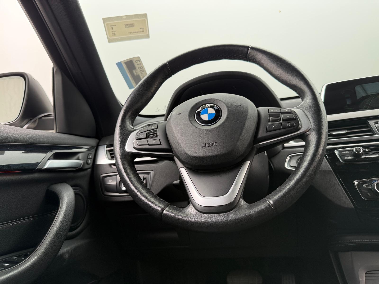 Thumbnail: 2018 BMW X1 - 4