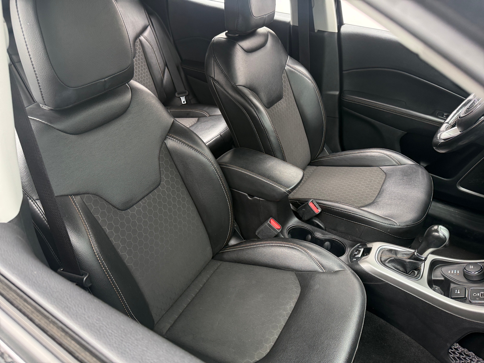 Thumbnail: 2020 Jeep Compass - 2