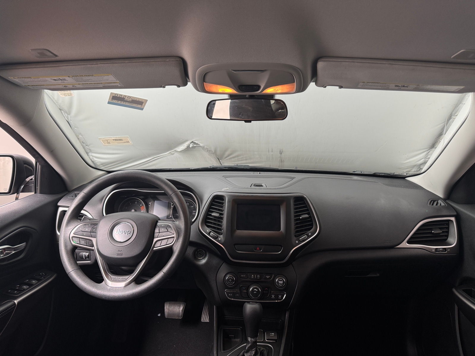 Thumbnail: 2019 Jeep Cherokee - 3