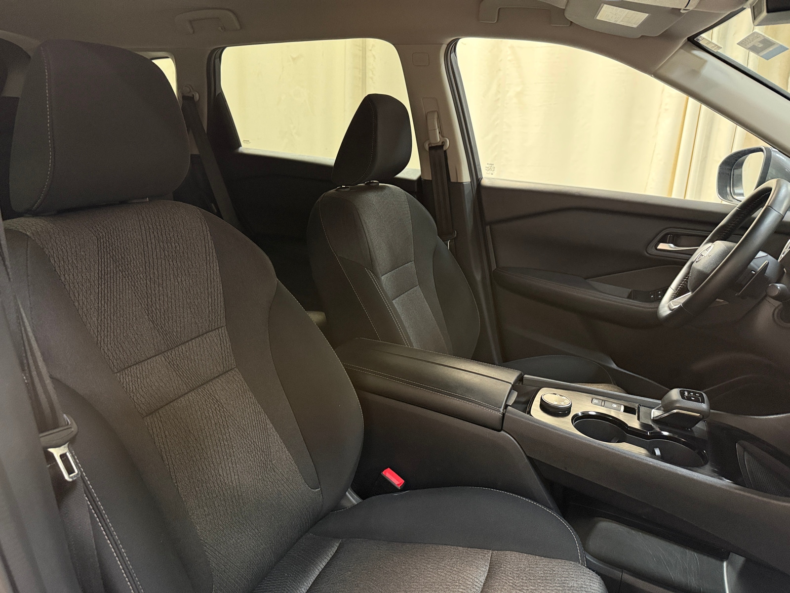 Thumbnail: 2025 Nissan Rogue - 2