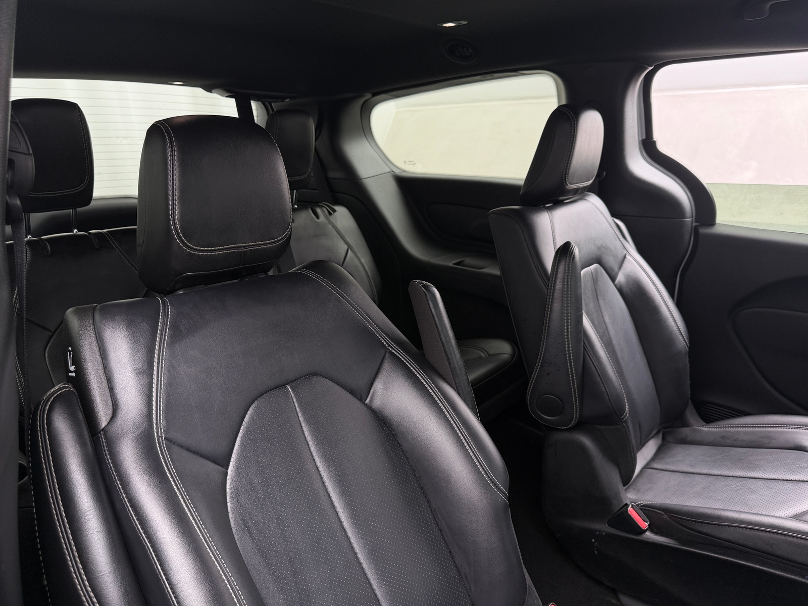 Thumbnail: 2024 Chrysler Pacifica - 5
