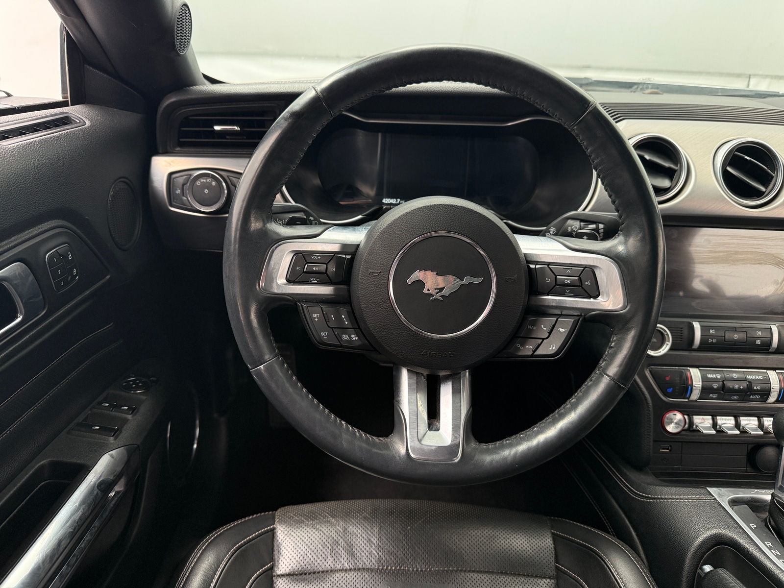 Thumbnail: 2023 Ford Mustang - 4