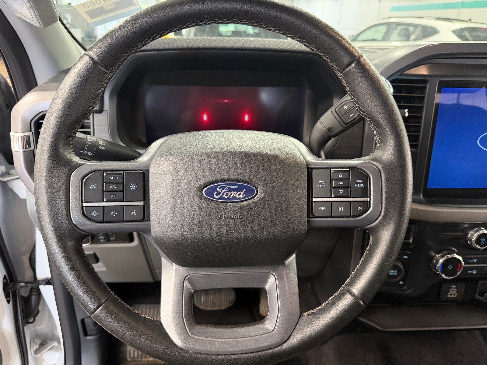 Thumbnail: 2025 Ford Econoline - 5
