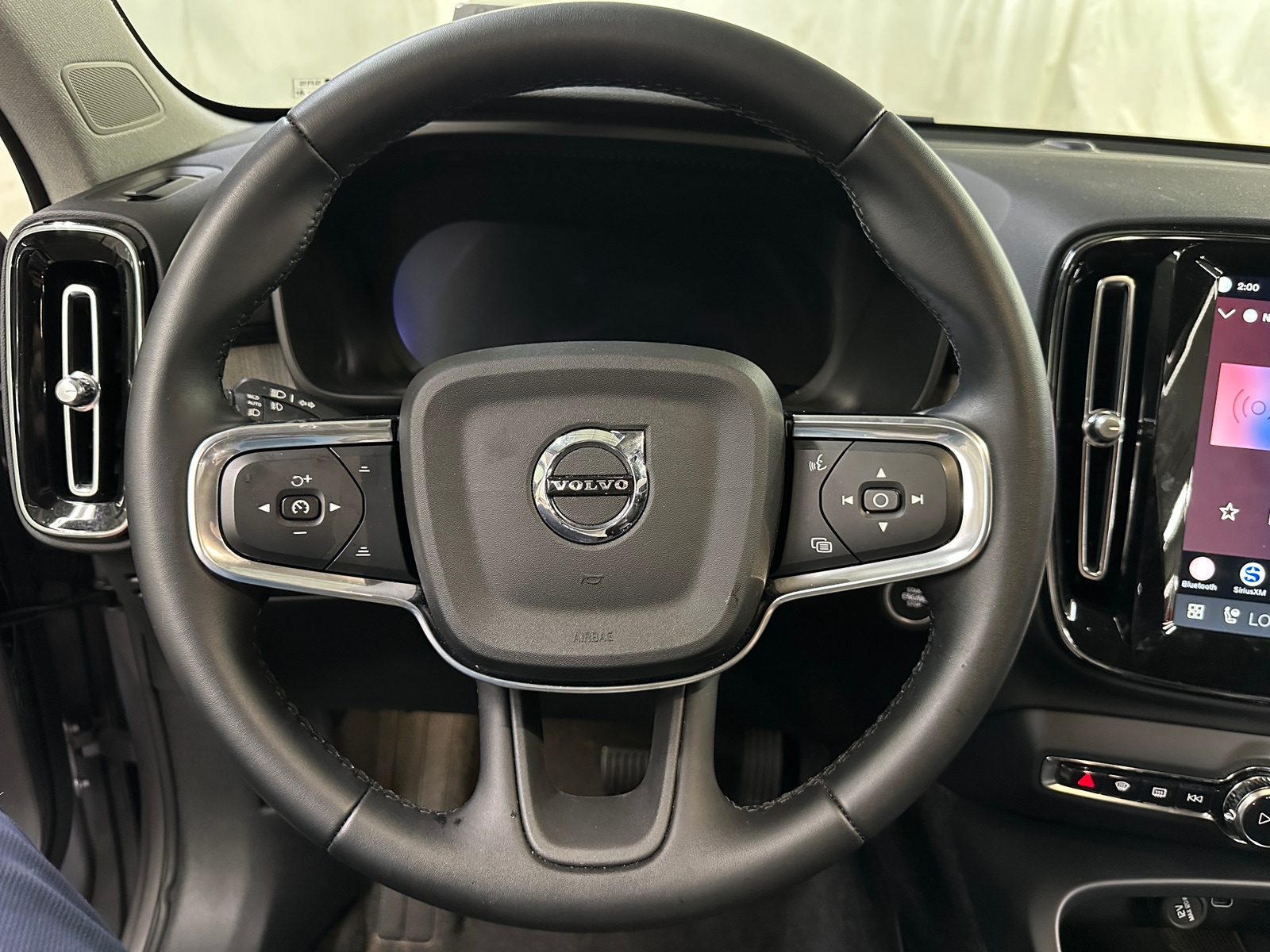 Thumbnail: 2026 Volvo XC40 - 5