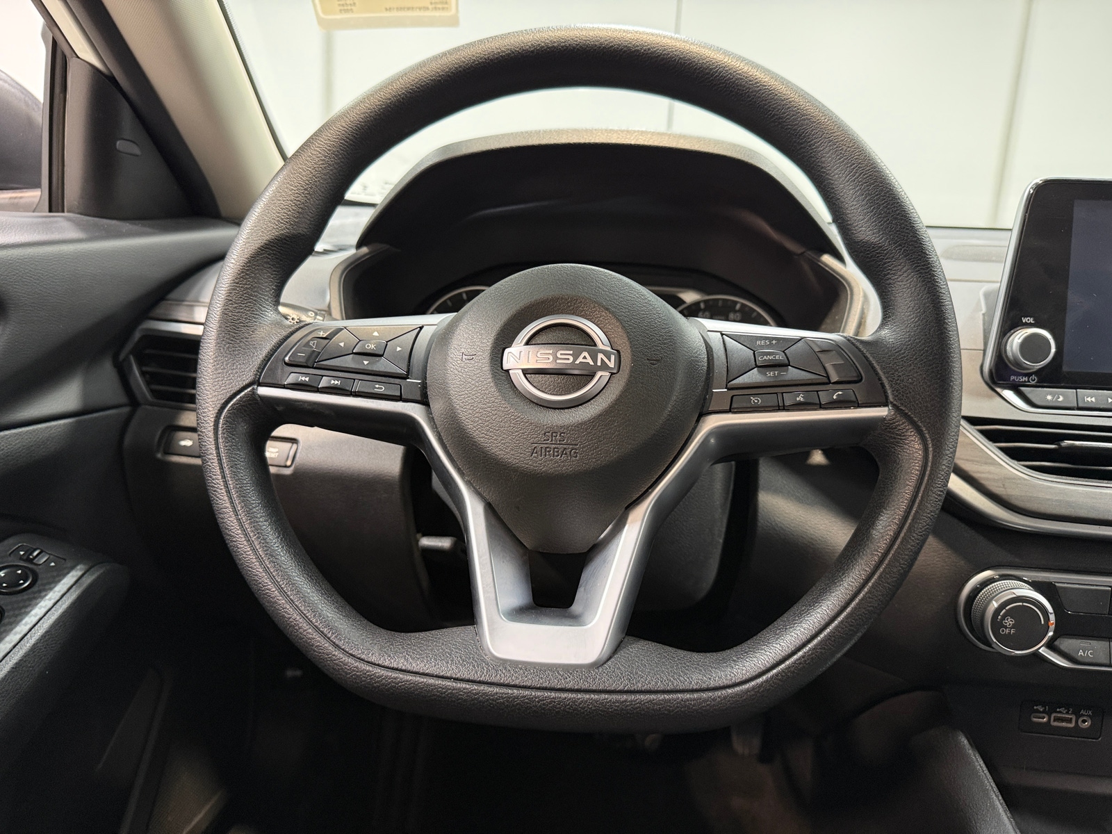 Thumbnail: 2025 Nissan Altima - 5