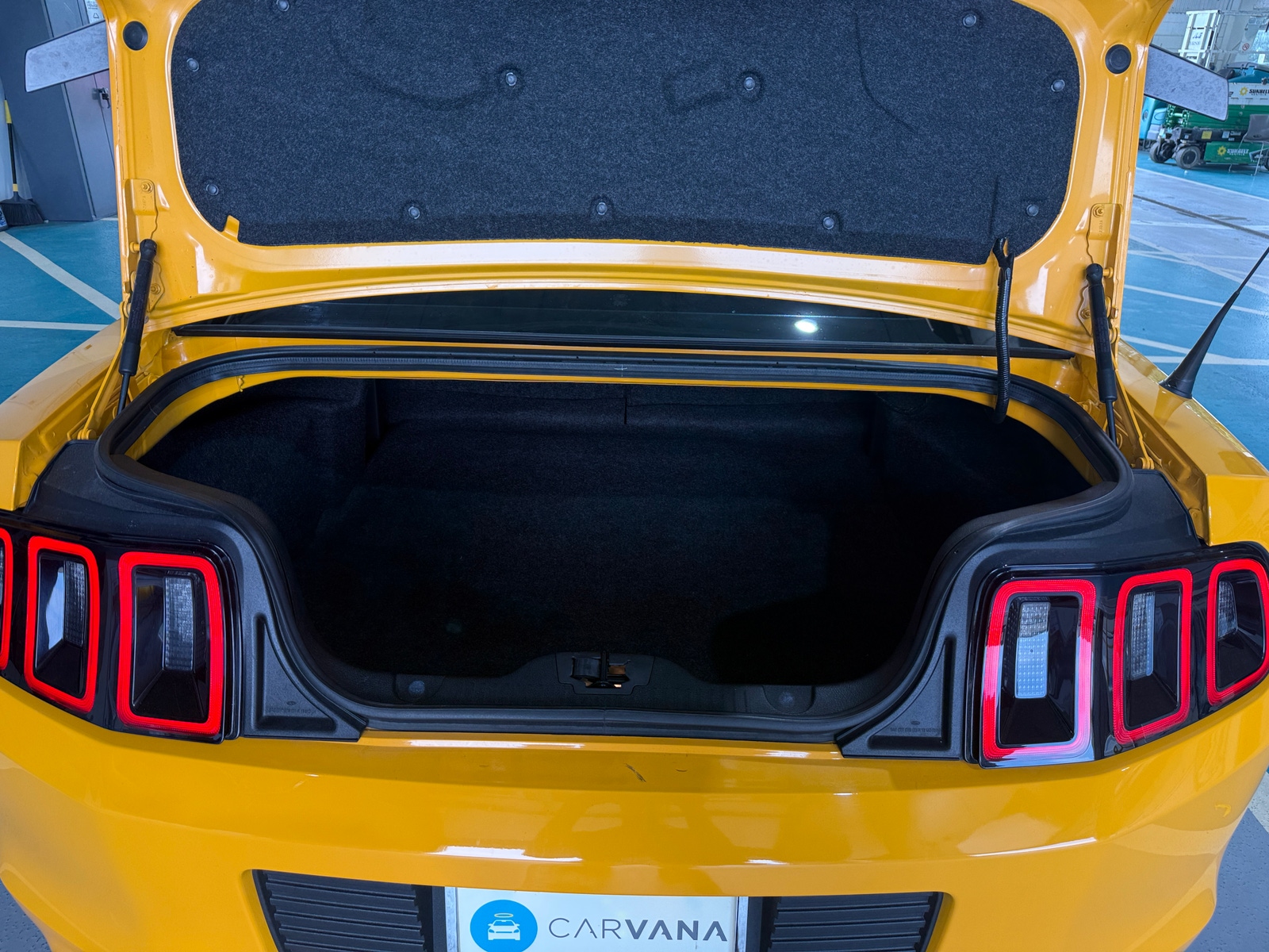 Thumbnail: 2013 Ford Mustang - 5