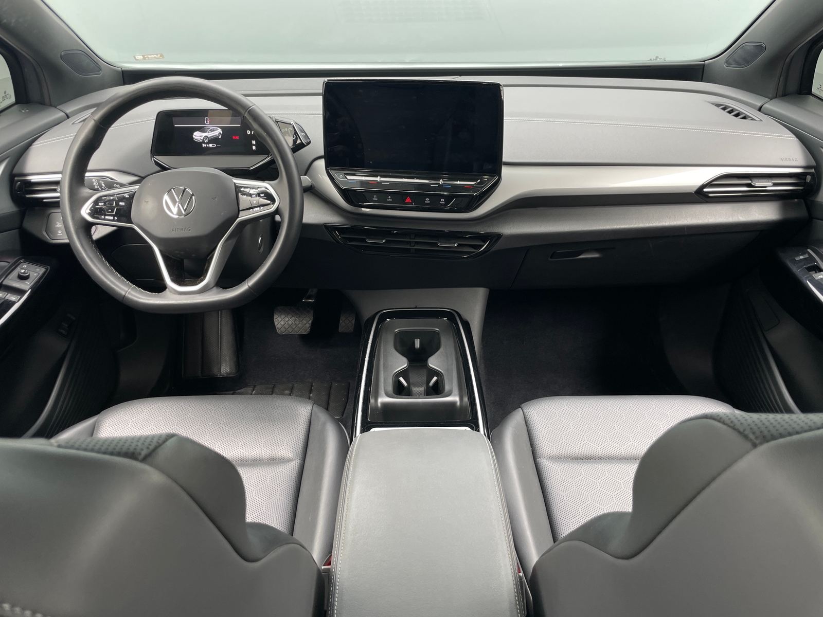Thumbnail: 2023 Volkswagen ID.4 - 2