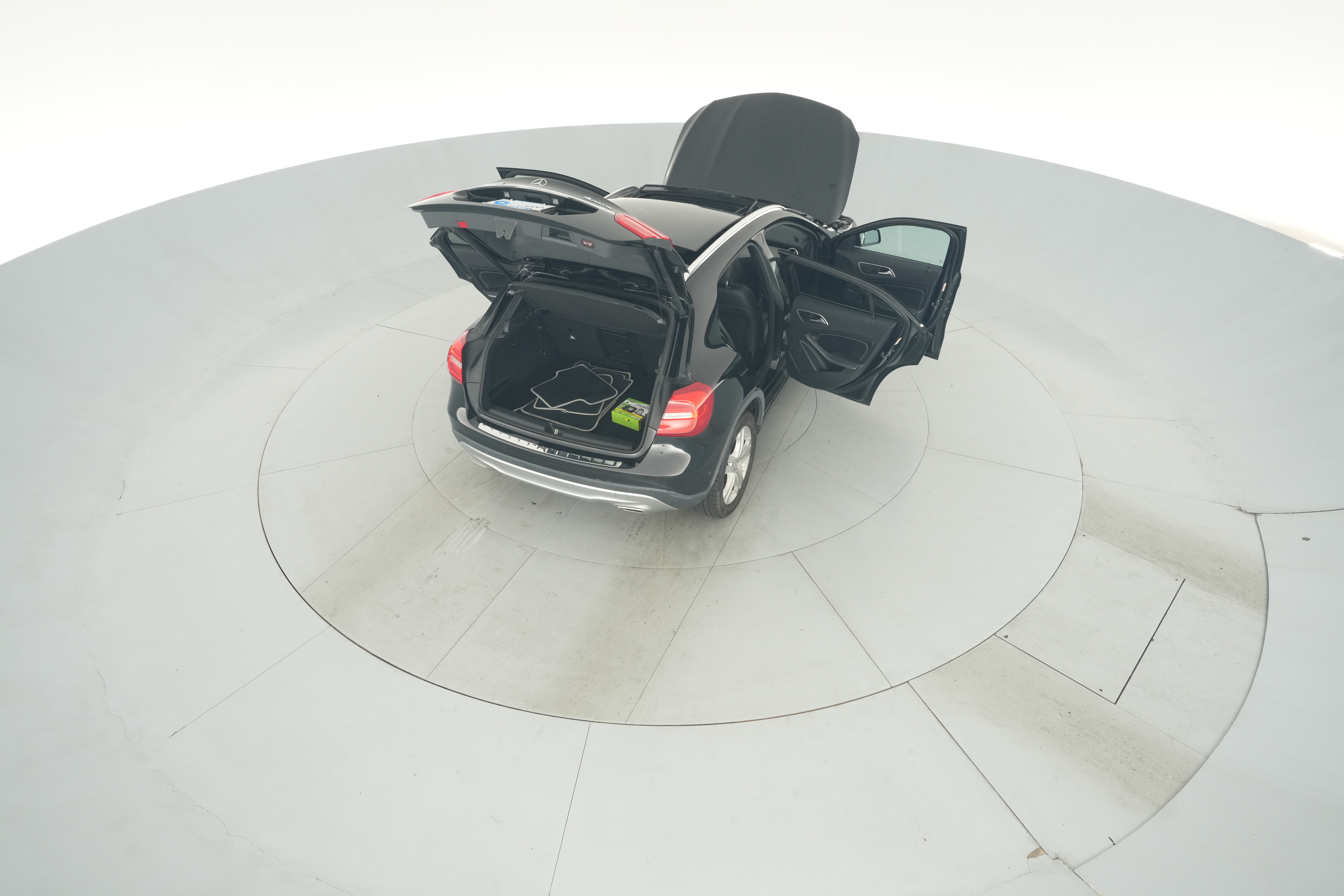 2017 Mercedes-Benz GLA-Class GLA250 - Photo 54