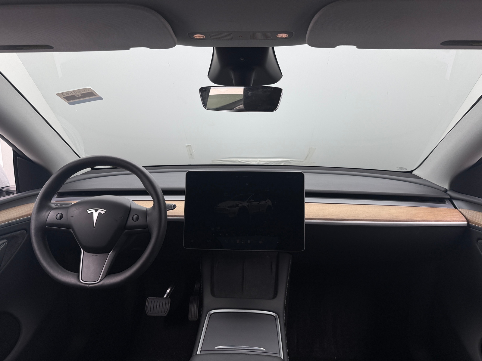 Thumbnail: 2025 Tesla Model Y - 2