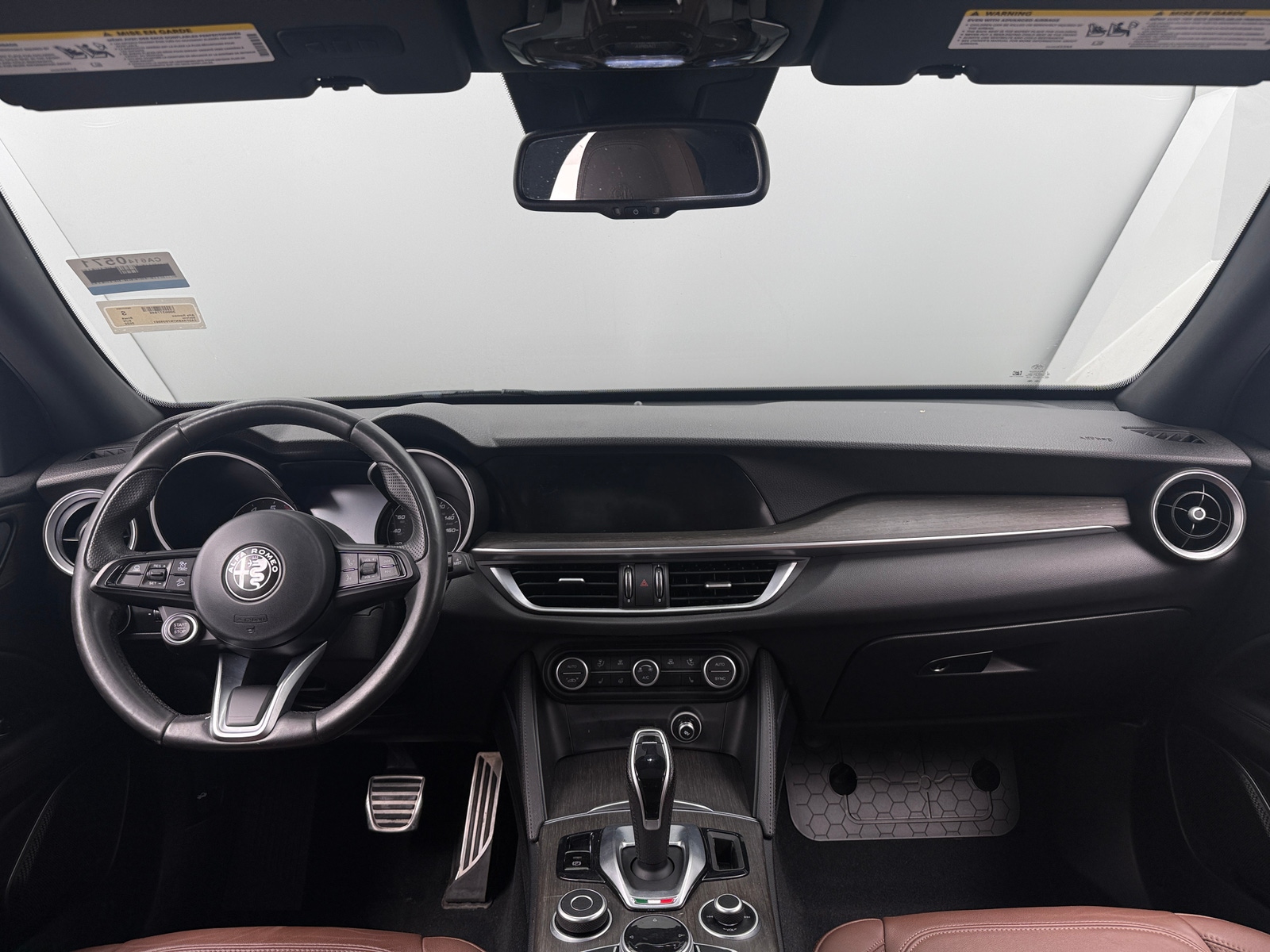 Thumbnail: 2022 Alfa Romeo Stelvio - 2