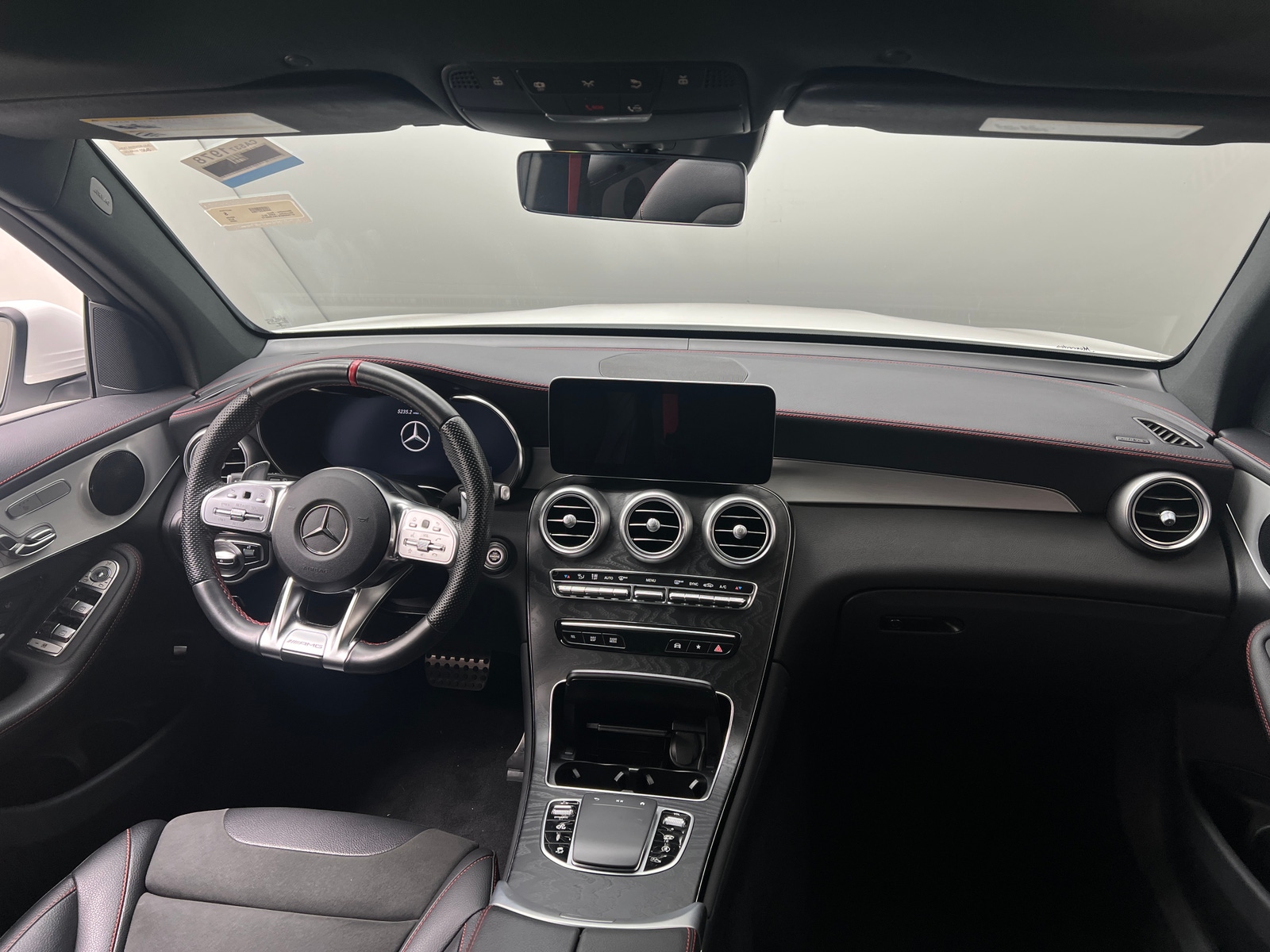 Thumbnail: 2022 Mercedes-Benz GLC - 2