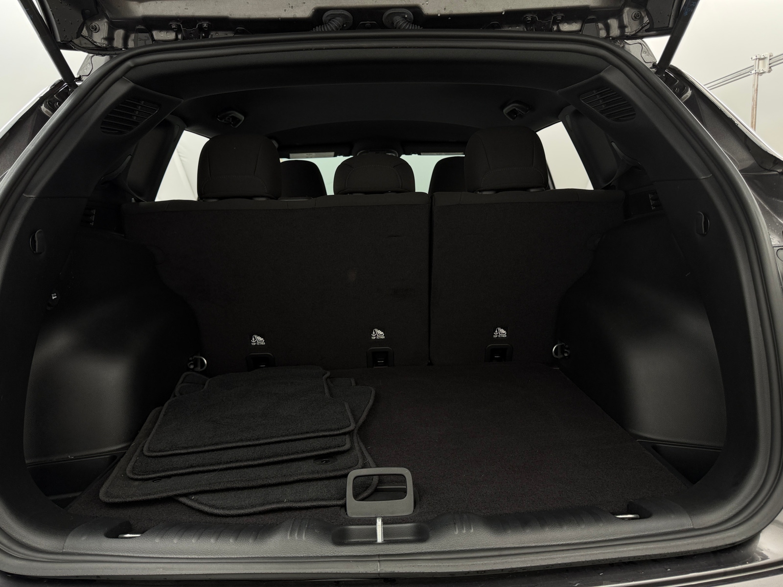 Thumbnail: 2023 Jeep Compass - 7