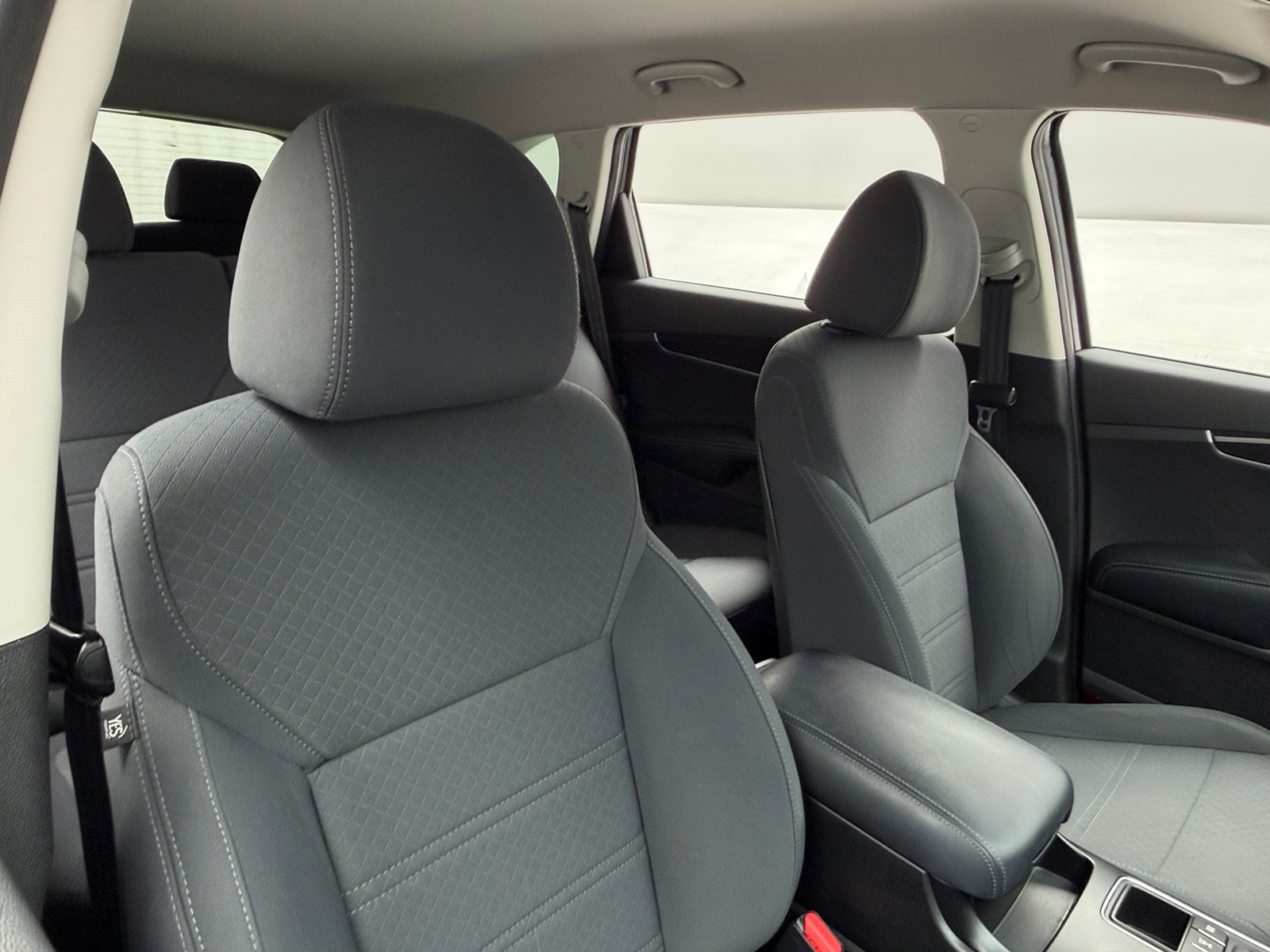 Thumbnail: 2019 Kia Sorento - 2