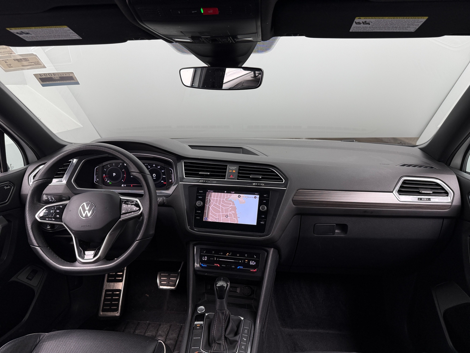 Thumbnail: 2022 Volkswagen Tiguan - 3