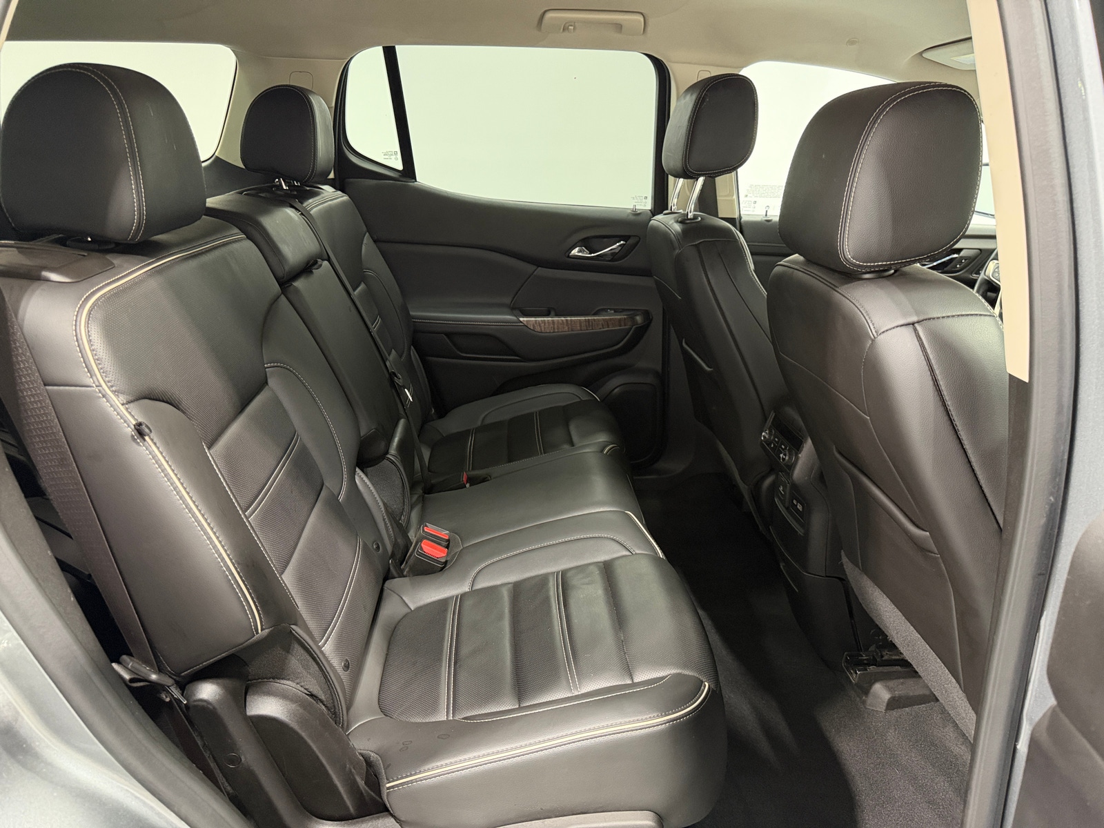 Thumbnail: 2023 GMC Acadia - 5
