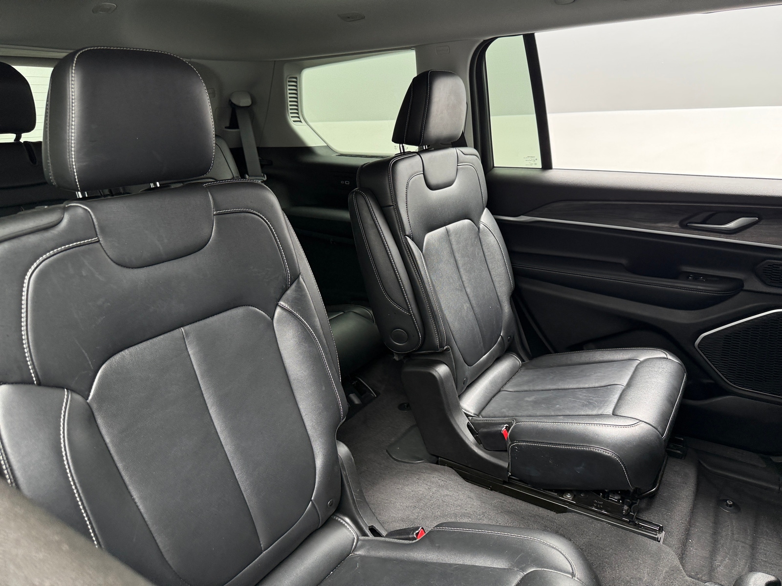 Thumbnail: 2021 Jeep Grand Cherokee L - 5