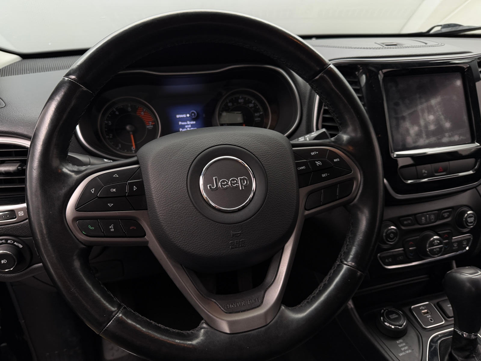 Thumbnail: 2020 Jeep Cherokee - 4