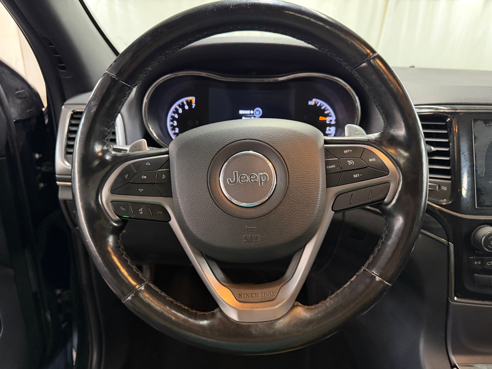 Thumbnail: 2020 Jeep Grand Cherokee - 4