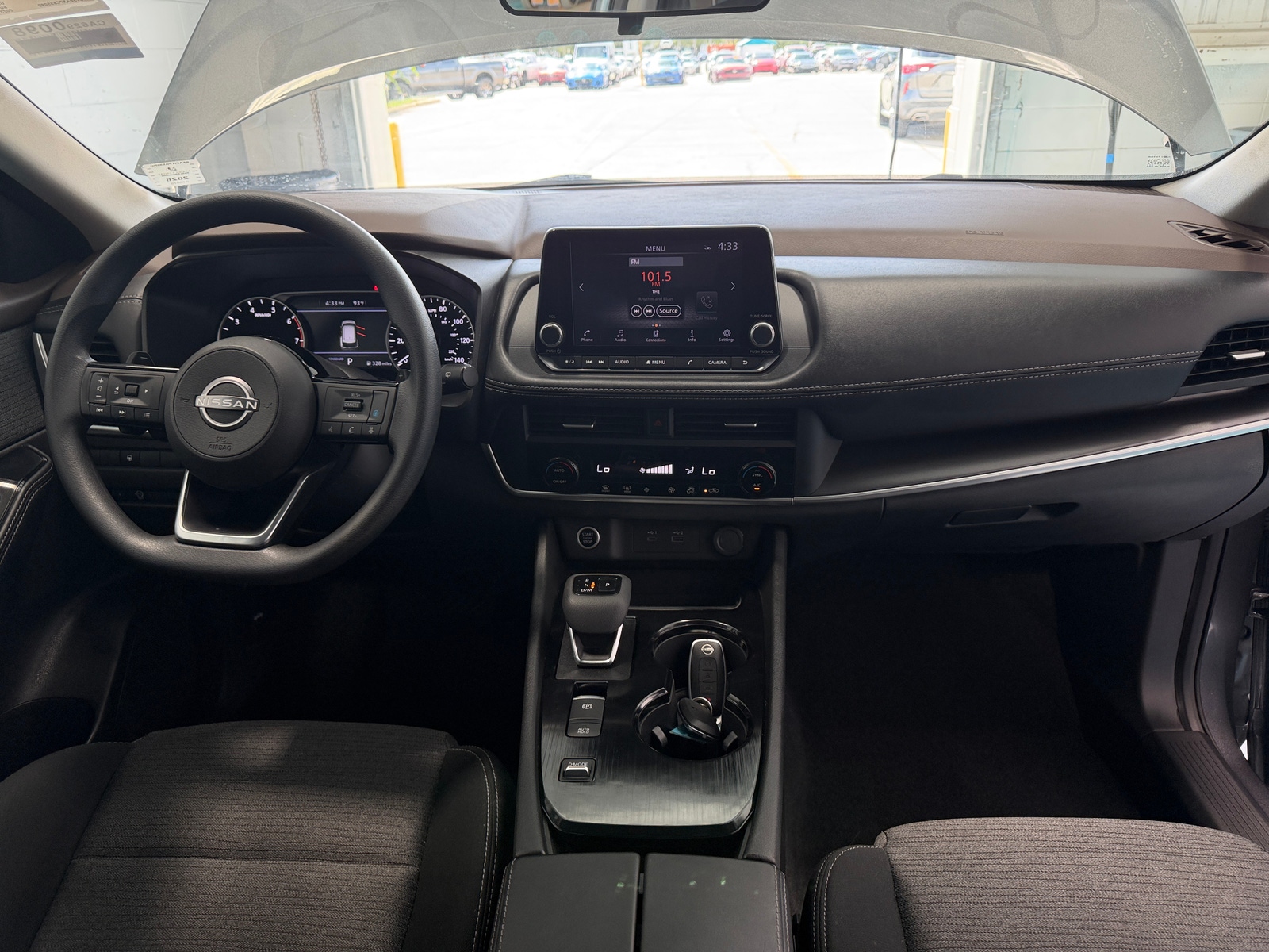 Thumbnail: 2023 Nissan Rogue - 3