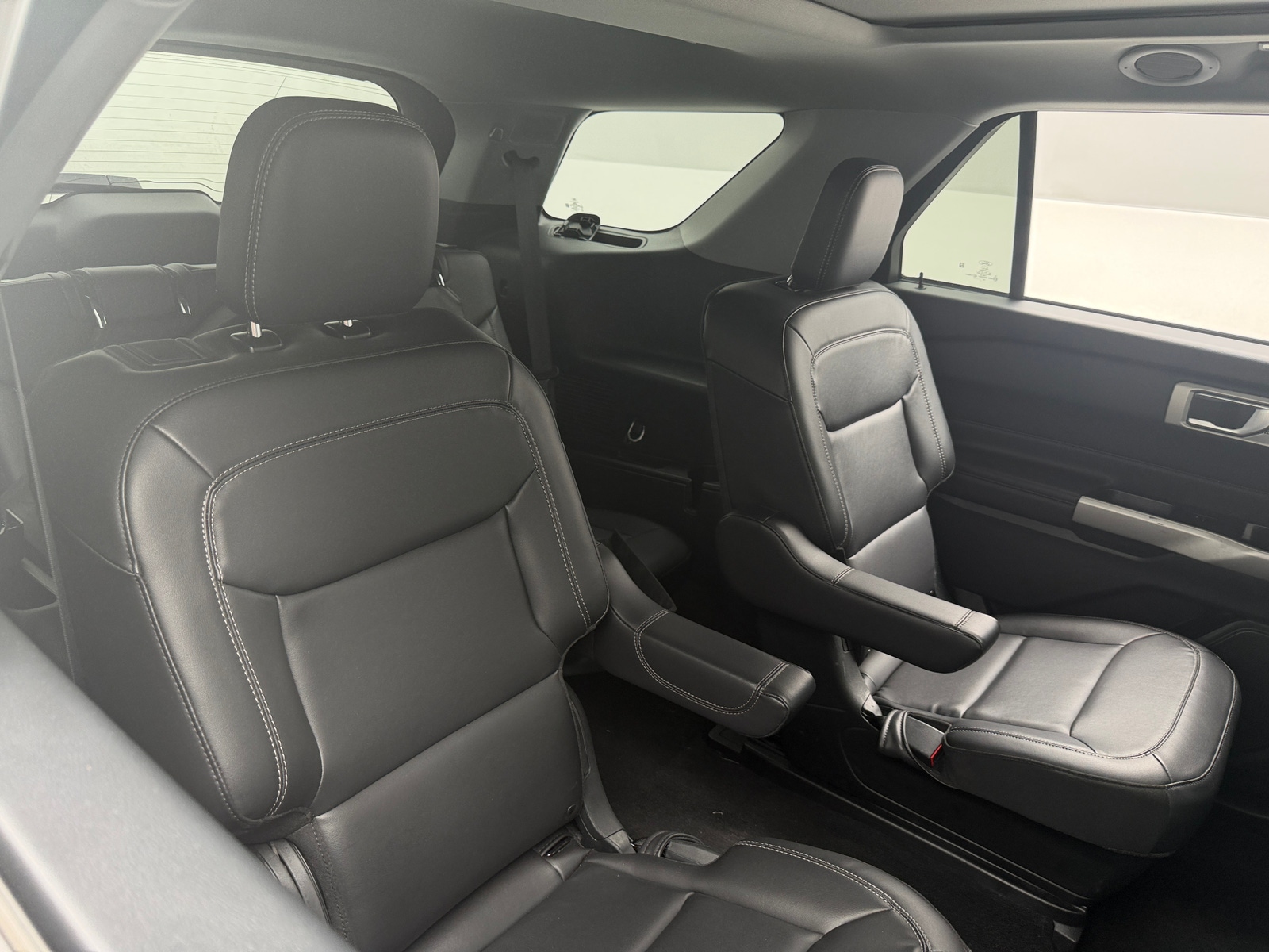 Thumbnail: 2023 Ford Explorer - 5