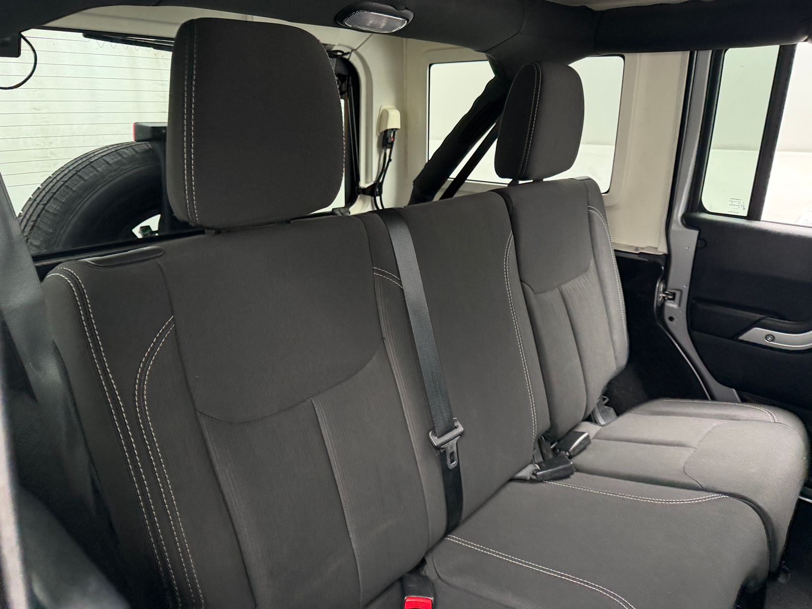Thumbnail: 2018 Jeep Wrangler - 6
