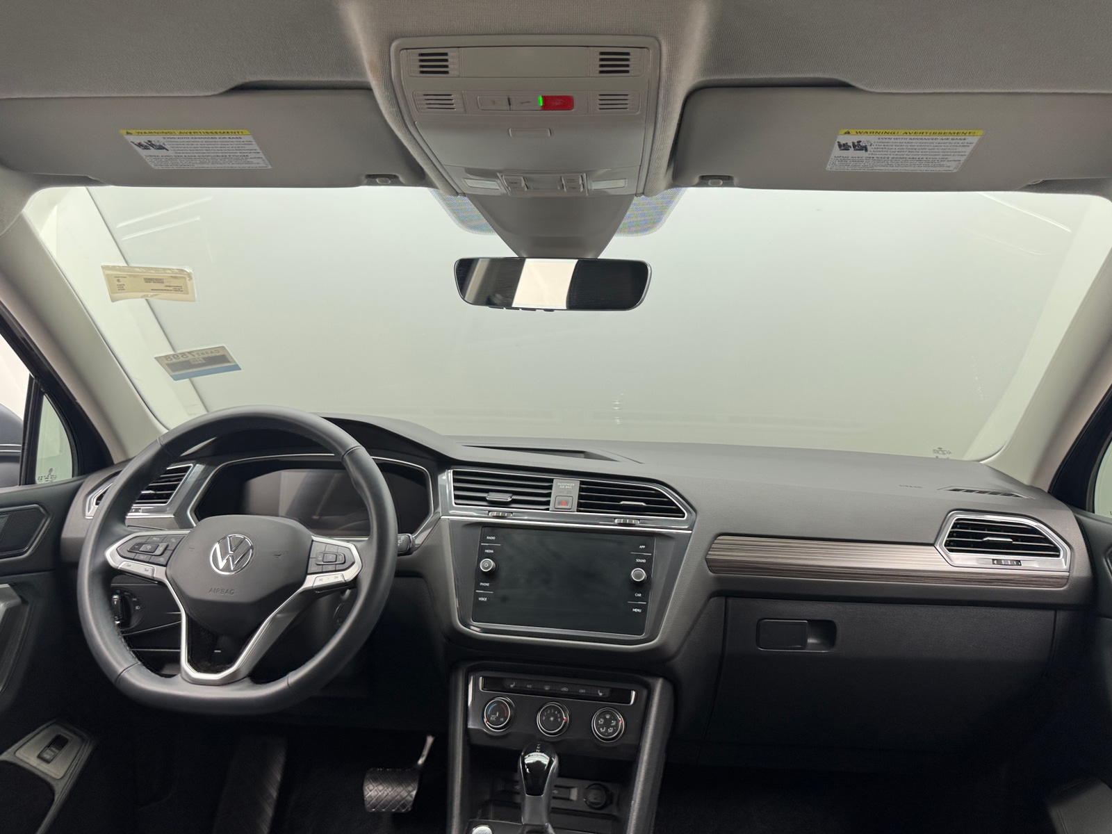 Thumbnail: 2024 Volkswagen Tiguan - 2