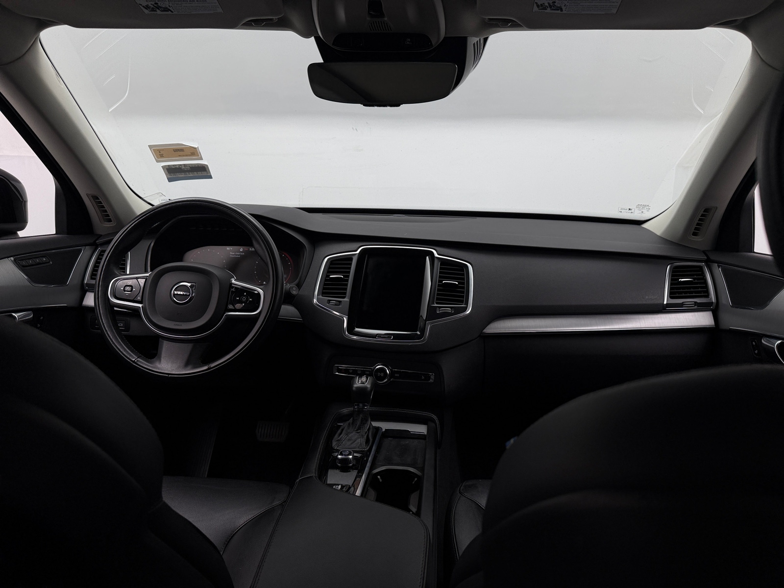 Thumbnail: 2022 Volvo XC90 - 2