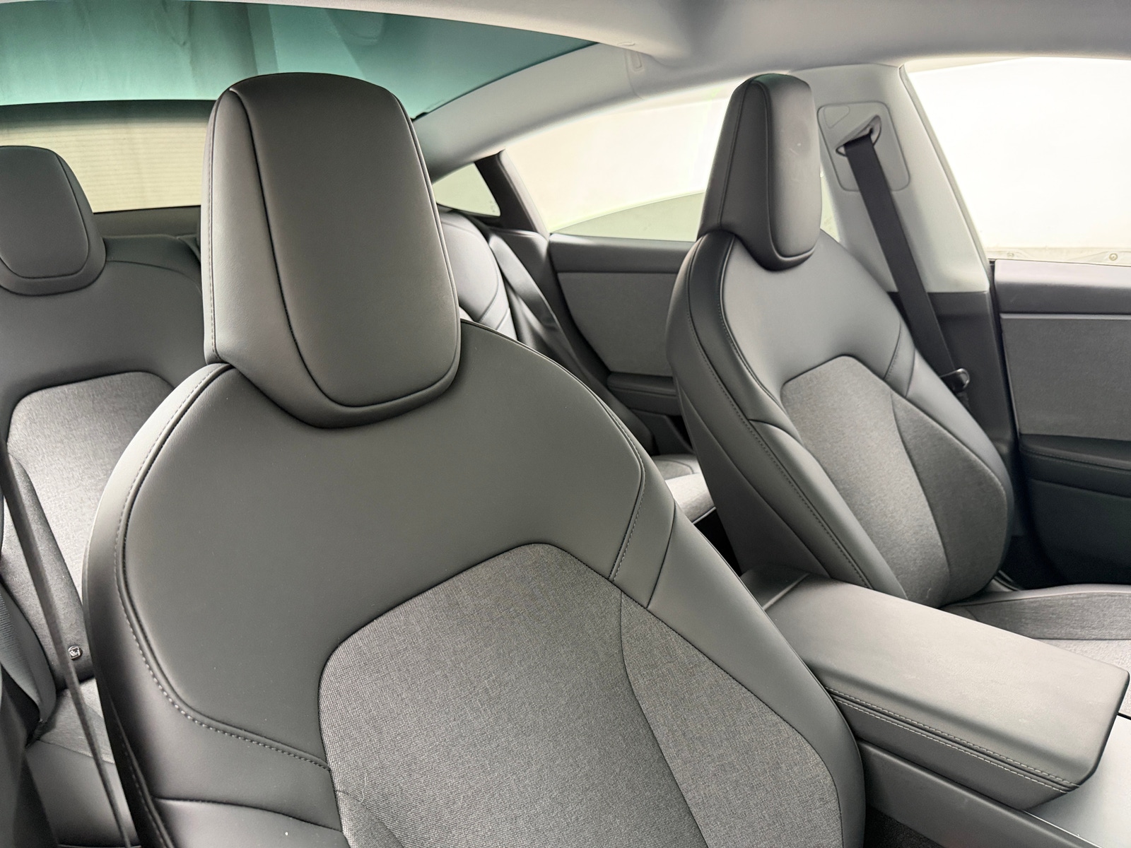 Thumbnail: 2025 Tesla Model 3 - 2