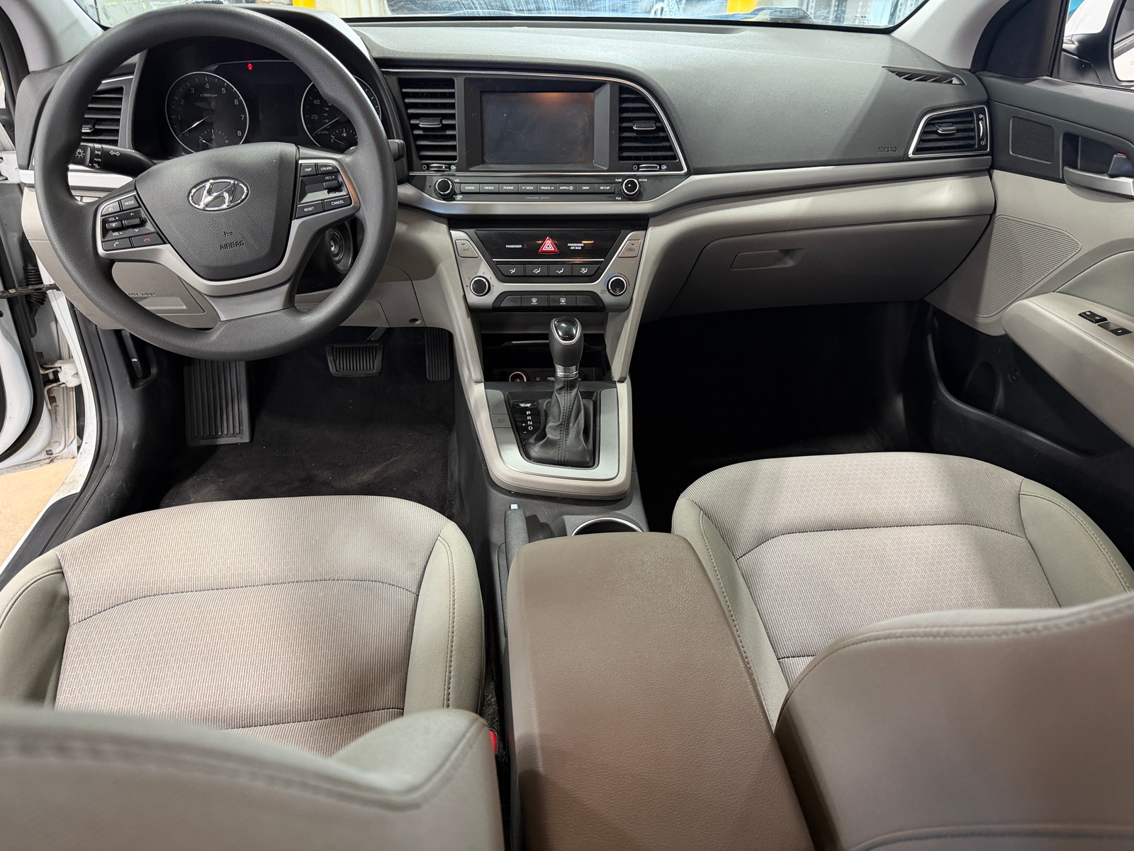 Thumbnail: 2017 Hyundai Elantra - 3