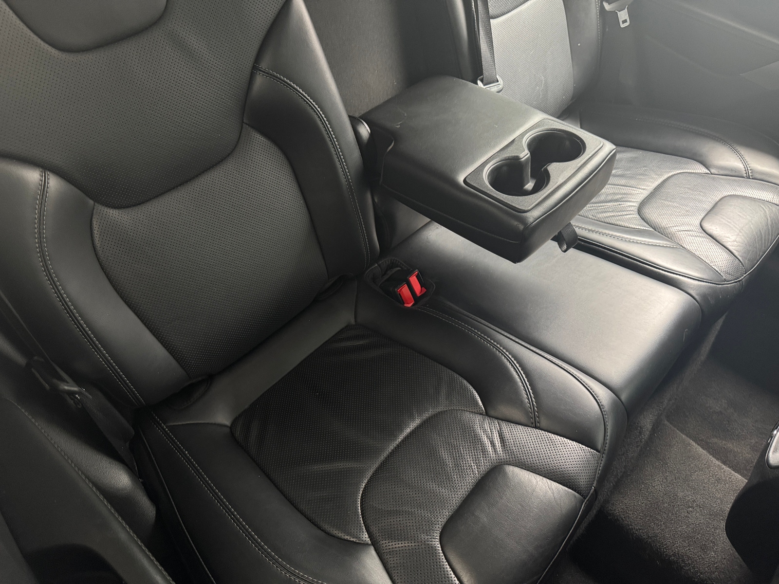 Thumbnail: 2020 Jeep Cherokee - 4