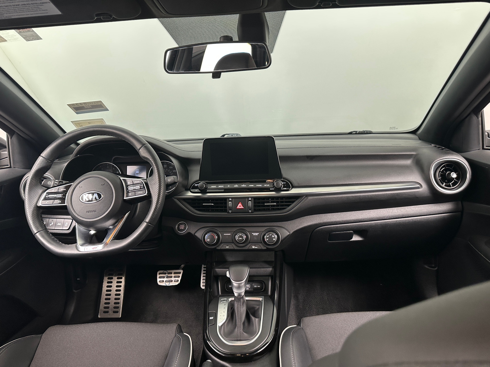 Thumbnail: 2021 Kia Forte - 3
