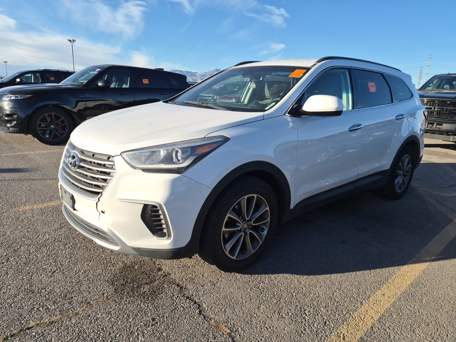 2017 Hyundai Santa Fe SE