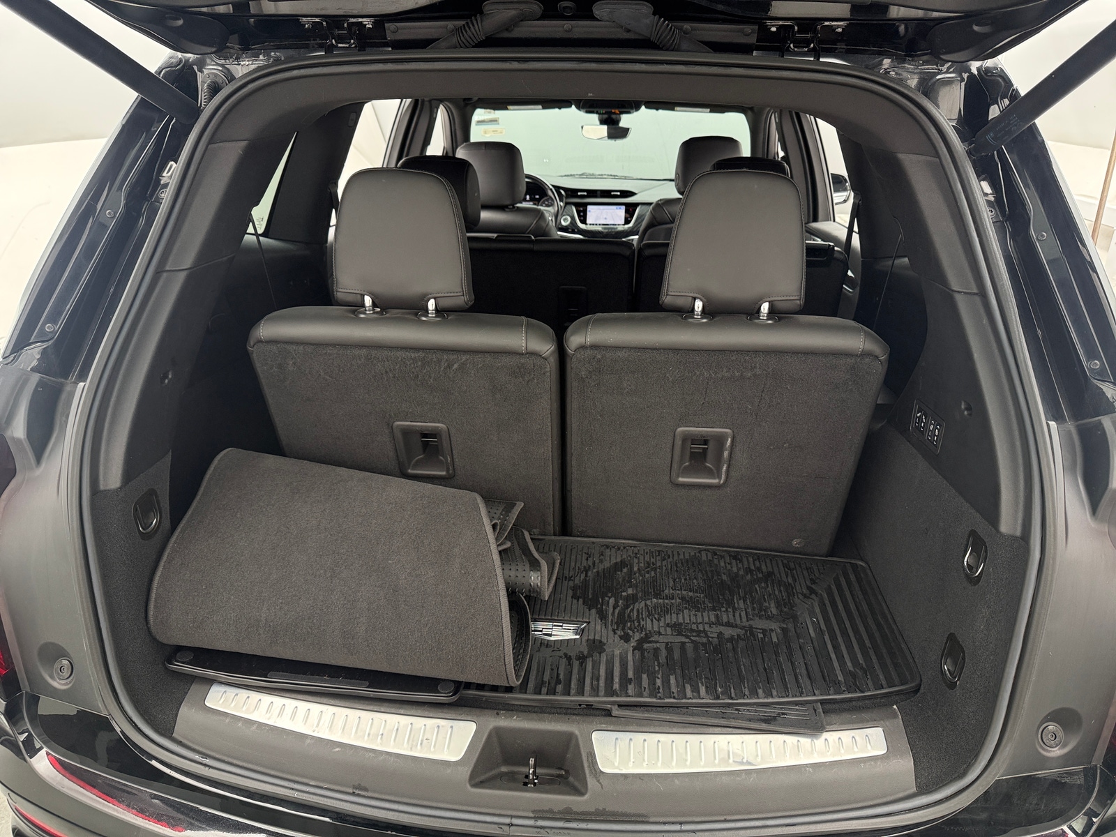 Thumbnail: 2024 Cadillac XT6 - 5