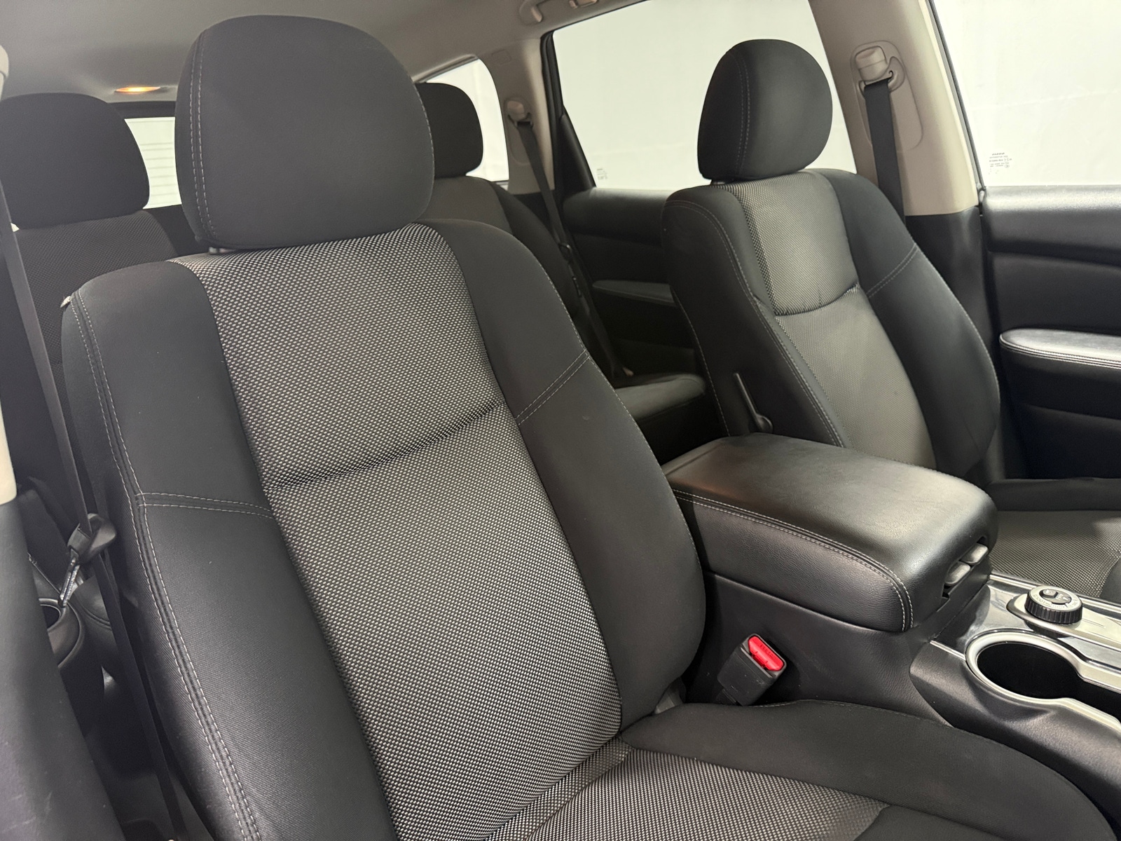 Thumbnail: 2019 Nissan Pathfinder - 2