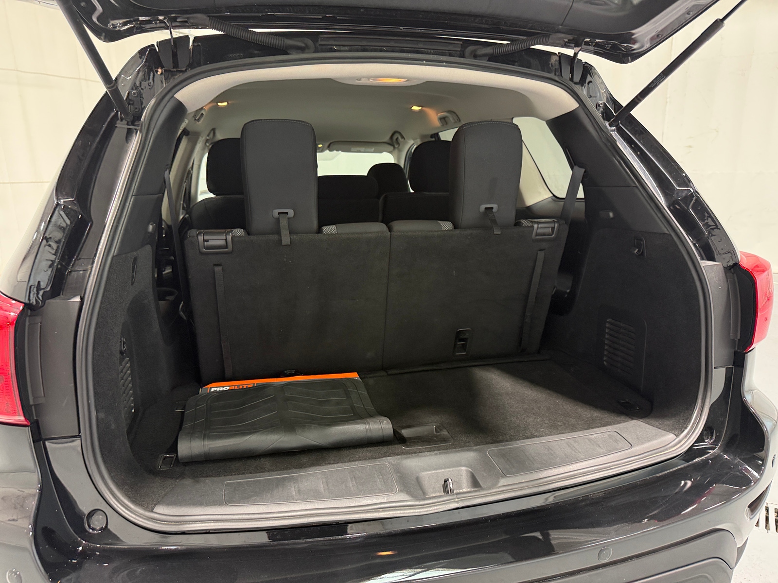 Thumbnail: 2019 Nissan Pathfinder - 6
