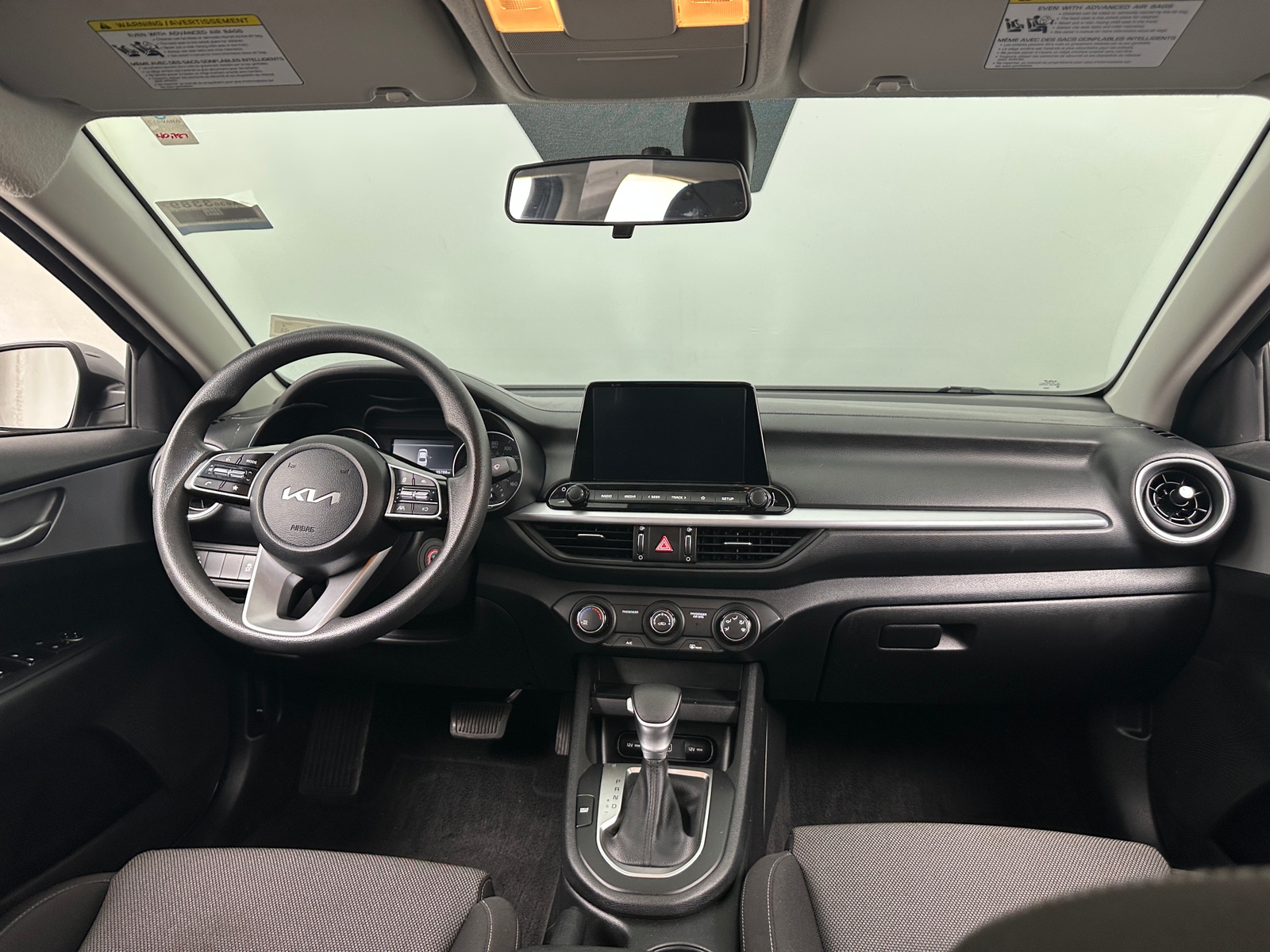 Thumbnail: 2023 Kia Forte - 3